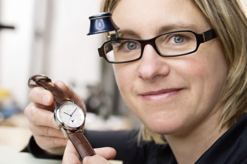 Portrait der Uhrmacherin Christine Genesis